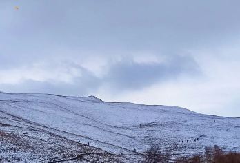 北灵山一日游徒步北灵山-踏雪｜10公里徒步初级【徒步，穿越，朋友，情侣，登山】