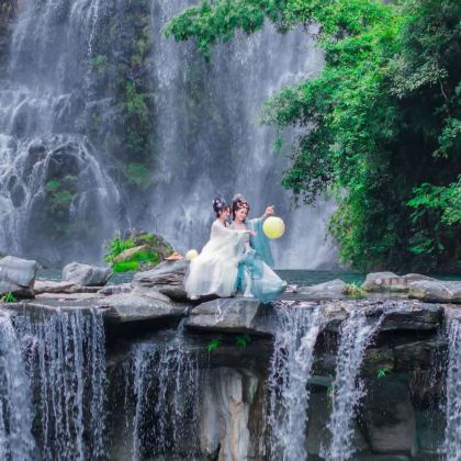 清远古龙峡瀑布群+悬崖飞车+峡道飞车放松游