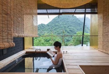 森林与雾的低语.山岚之间的缓旅时光～新北乌来温泉一日漫游【可以附加 英.日.韩.泰.越南.菲律宾.印尼.马来.等多种语言.订购栏目中订购英文.备注栏中告知即可】