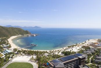 三亚往返海棠湾后海村+藤海渔村+太阳湾公路包车1日游【品质出游】