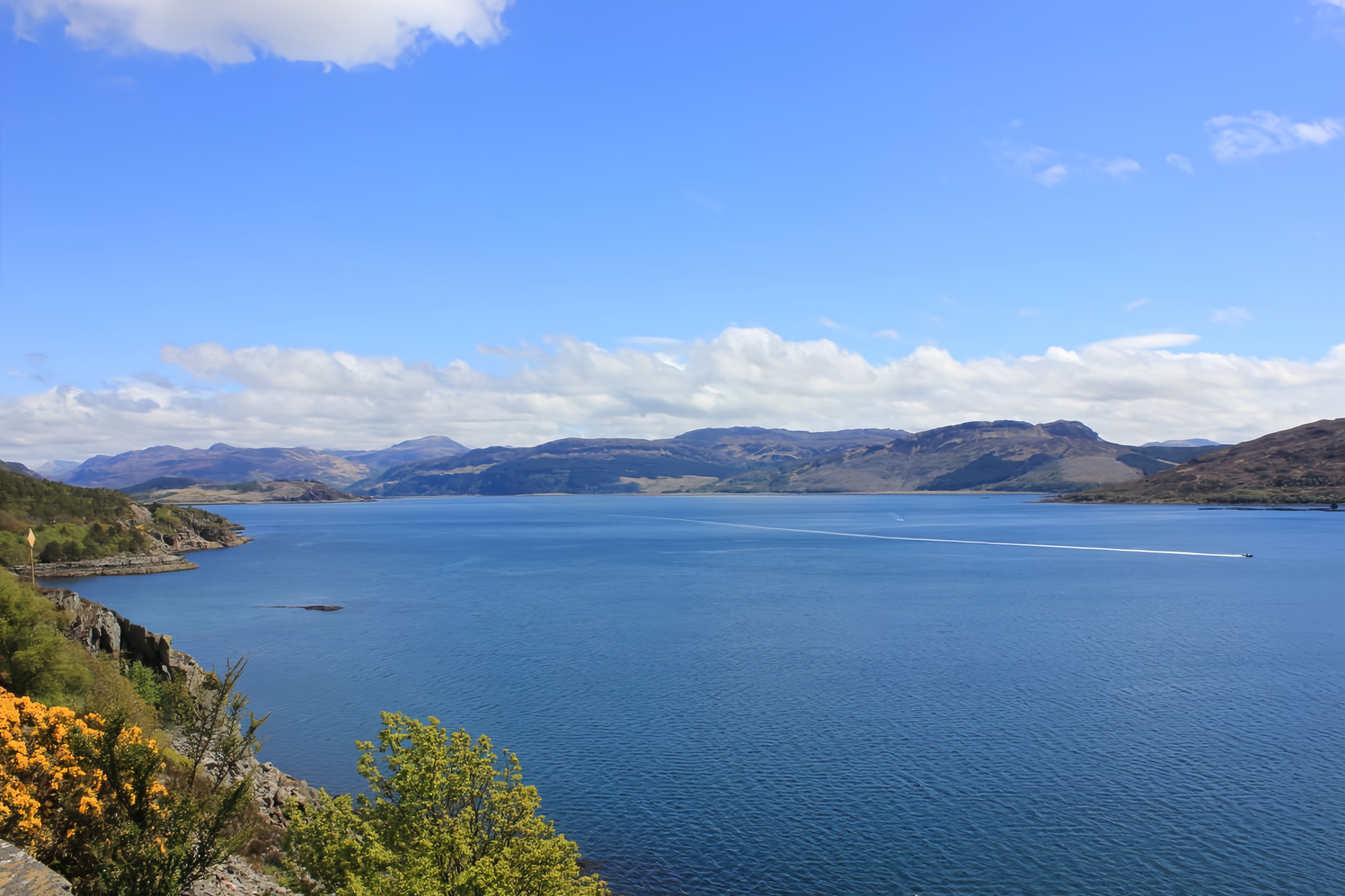 英国爱丁堡出发 尼斯湖+格伦科峡谷+高地一日游(大团/小团）