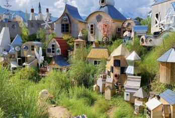 《童话国奇遇记：带娃一日玩转丽江乐园、古城寻宝与湿地骑马》【10小时“移动亲子空间”包车服务，带娃出行零负担】