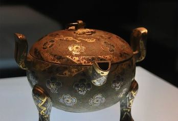 洛阳博物馆半日游【2-15人小团+深度讲解】【[品质保障]优选商品品质，拒绝购物】