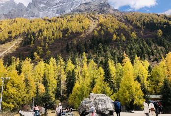 四姑娘山一日包车游·私家团·1单1车1团【一单一团，不拼团​​——只有您和亲友的私密小团，0陌生人，0尴尬社交，旅行更自在！】