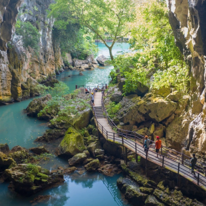 越南探秘游 | 顺化出发·风牙洞·船游寨河·探秘暗洞