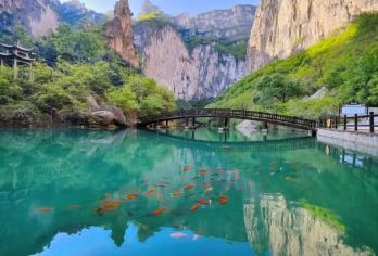 【一价全含·省心好评·赠虹霓村】通天峡纯玩一日游【包含：往返车费+往返游船+往返索道+单程电瓶车；】