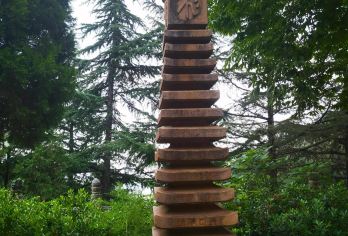 嵩山峻极峰+嵩阳书院+卢崖瀑布-中岳庙一线一日游可英文服务【可提供英文及小语种导游服务-郑州/洛阳往返接送-可选导游-可代订门票】