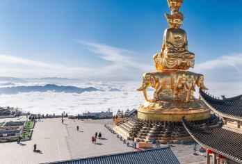 【峨眉山（金顶+半山）含门票+午餐+导游】成都出发往返一日游【峨眉山（金顶+半山） 1日 跟团游】