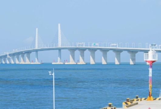 珠海全景观光+望桥驿站观港珠澳大桥一日游【私家小团上门接送】【私家旅行：一单一团，不拼客，专属旅行； 品质服务：车上门接送，专职司机护航】