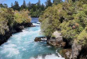 新西兰奥克兰-教堂湾-热水沙滩-可定制【中文专车-惬意舒适】【中文专车出行，行程自己定义，无需等待，专属贴心服务，尽享惬意旅程】
