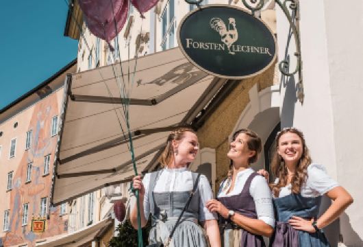 维也纳-月亮湖-萨尔茨堡一日游，【中文司导提供服务】！【中文向导】