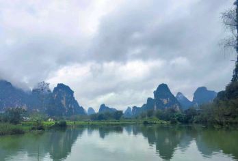 南宁+德天跨国瀑布+明仕田园竹筏一日游【拼小团/私家团可选】【[用心服务]服务德天专线二十余载，专注品_质始终如一。[真纯玩]绝无购物店，行程公开、透明、绝无套路】