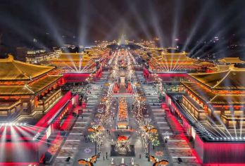 西安城墙+钟楼+千古情+大雁塔+大唐不夜城一日游【2-8人】【漫游13朝古都，感受盛世长安，千年遗址人文印记，触手可及，一网打尽西安网红景点】