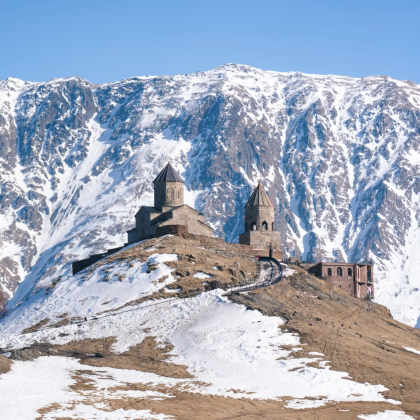 第比利斯出发：卡兹别克山包车一日游 · 探秘高加索明信片