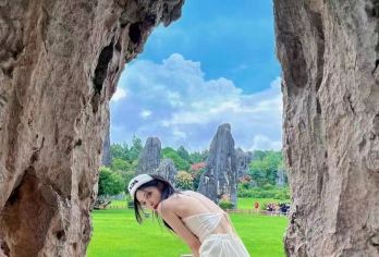 云南石林风景区一日游【二环上门接▼纯玩无购物▼含门票不进店】【[热销线路]专业操作旅行社，可选2-15人舒适小团，轻奢纯玩。】