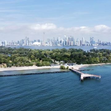 多伦多动物园+多伦多华埠+多伦多伊顿中心+古酿酒厂一日游