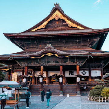 日本长野 |善光+户隐神社+镜池+户隐民俗馆 中文包车一日游