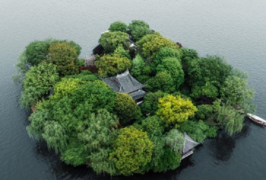 龙门古镇-杭州富春山美术馆-东吴文化公园5座/7座可选包车游【1单1团·纯玩·专车 上门接送】