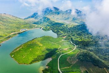 福建霞浦大嵛山岛+东壁一日游【光影栈道、小皓滩涂、上门接送】【[服务保障] 严选正规资质车辆和司机+陪您追光逐影！ 一对一VIP专车服务/24小时行程管家服务！】