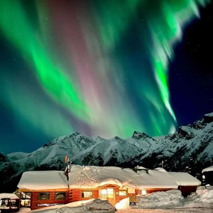 加拿大黄刀镇极光追逐之旅