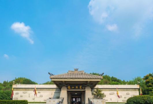 【含门票】猩咖说徐州龟山景区拼/包团文史大咖人工讲解【[大咖讲师]文史大咖深度讲解徐州龟山景区，全程精华讲解，拒绝走马观花】