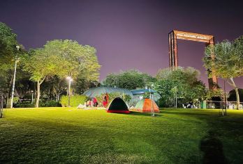 迪拜棕榈岛+黄金市场+哈利法塔+迪拜GO物中心+音乐喷泉日游【轻松无负担：往返交通省心，景点间衔接顺畅】