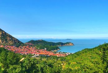 青岛：啤酒博物馆+八大关+崂山【中英等多语种-定制包车游】#【青岛全市超大范围免费上门接送，拒绝走马观花式游览，资深司导一站到底式管家】