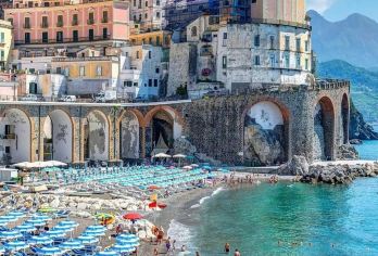 意大利那不勒斯-索伦托 + 阿马尔菲海岸小众海滨-包车-精选【专属客服和本地中文司机，一家一团包车】