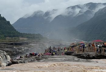 陕西延安黄帝陵+陕西黄河壶口瀑布+南泥湾一日游英文服务【可提供英文及小语种导游服务-往返接送-可选导游-可代订门票】