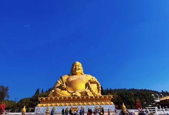 弥勒东风韵+锦屏山一日游【臻享私家团丨缤纷万花筒丨弥勒大佛】【[趣玩私家团]私家小团，一单一团，5小时以上深度自游行，玩转弥勒山海】