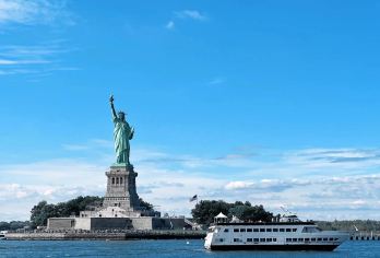 美国私享行-【纽约市区】4-5个地标深度游玩/可定制行程【专业行程定制，精选热门景点，高效游玩不走回头路，贴心服务保障，轻松】