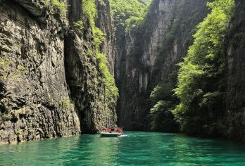 山西长治：通天峡一日游【包车｜私人定制｜中英文导游】C【[VIP尊享服务] 专属包车出行，司机全程陪同，行程灵活可调，打造个性化旅程】
