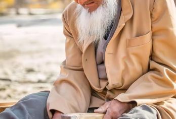 【包车游】库尔勒塔克拉玛干沙漠+罗布人村寨+塔里木包车一日游【行程自由灵活：不同于跟团游的固定行程，包车游可以随停随走，不错过任何一处