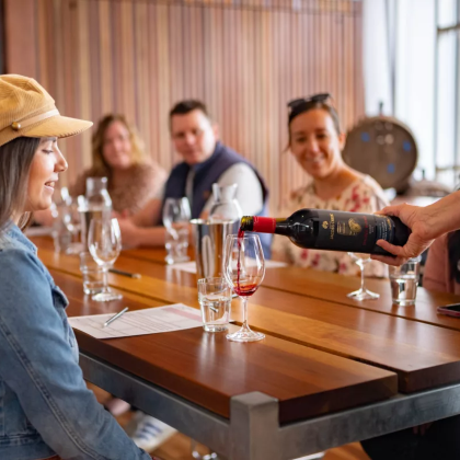 南澳芭萝莎+汉多夫德国村+品酒+午餐一日游【阿德莱德接送】