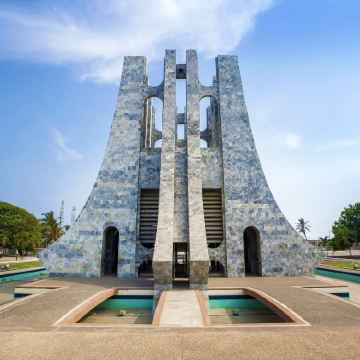 加纳阿克拉/商务翻译/旅游陪同/包车定制