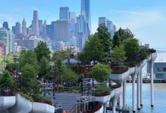美国纽约罗斯福岛+ 哈德逊公园一日游/行程可调-可定制多日游【精选热门景点，高效游玩不走回头路，深度了解文化内涵，贴心服务保障，轻松享受旅程，性价比超高的旅行。】