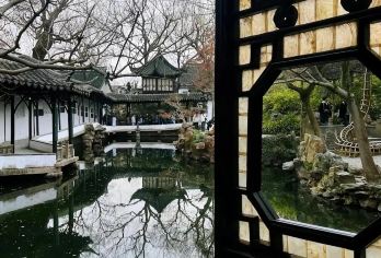 苏州拙政园深度人工讲解（含耳麦-可包团/拼团）【[放心游]拙政园 专业持证导游 1对1服务（私家包团讲解根据您的时间为您讲解服务）】