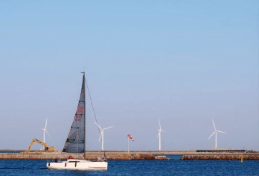 丹麦哥本哈根市区深度游-学术氛围 + 新港延伸-包车-精选【专属客服和本地中文司机，一家一团包车】