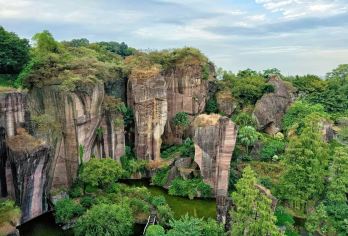 广州番禺莲花山+余荫山房+沙湾古镇一日游+私家包团+上门接送【私家旅行：一单一团，不拼客，专属旅行 品质服务：车上门接送，专职司机护航】
