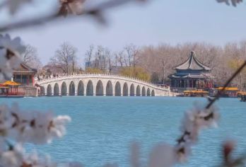 北京颐和园一日游【含游船『上下午场次可供挑选』2小时精讲】【[轻松出行]上下场次可供挑选，让出行更自由舒适】