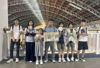 西安兵马俑+丽山园错峰研学团|高级导游讲解+手作陶俑+赠文创【[深度体验][历史为骨、文化为翼、考古为脉]的设计课程初心亲子探秘书+互动讲解-半两拍文创+手作陶佣】