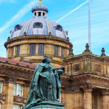 英国伯明翰伯明翰大学+伯明翰中国城一日游，伯明翰往返中文司导