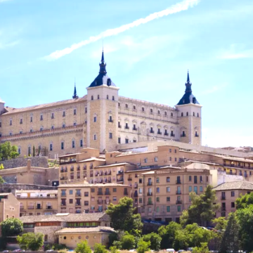 托莱多大教堂、阿维拉城墙午餐和塞哥维亚大教堂【英语】