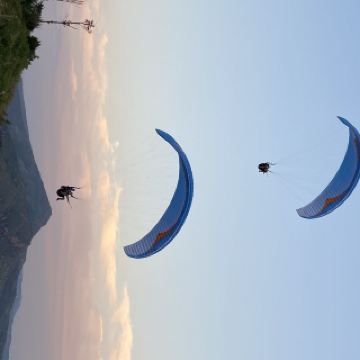 河南洛阳万安山300米高空滑翔伞体验一日游【专业教练带飞 赠高空go