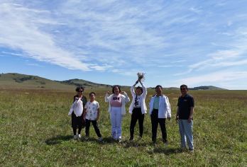 赤峰—灯笼河子草原—乌兰布统—影视基地—公主湖1日游【科尔沁草原】