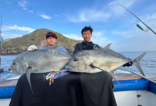 科莫多海钓+浮潜+火锅半日游【酒店接送，中文领队】【专业装备+沉浸式垂钓体验：配备钓鱼工具，前往珊瑚礁海域，享受轻松自在的海上垂钓时光，适合新手与爱好者】