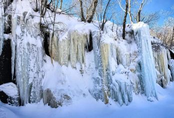 中国+新疆+可可托海+上门接送/可定制行程【中文司机专车VIP服务，一单一团，上门接送。】