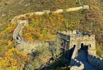 慕田峪长城一日游【VIP包车｜一家一车上门接送｜含门票】【[行程自由]睡醒再出发，景点深度游五环内可上门接送，全天包车10小时！】