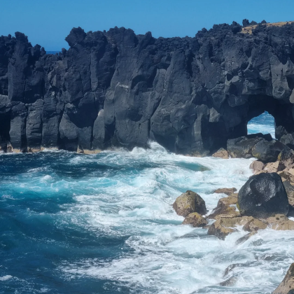 留尼汪环岛一日游+西部海滨之浪漫+热带香料花园+熔岩圣母教堂