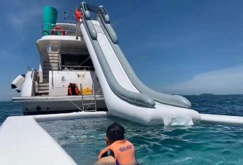 深圳75尺3层豪华大游艇 包船出海 海钓 浮潜 泳池滑梯魔毯【我司自己的游艇 欢迎大家来玩 一艘可上10位】